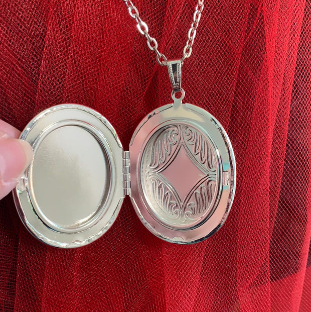 Santa Locket with 24" Chain