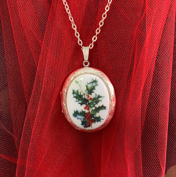 Holly Locket with 24" Chain