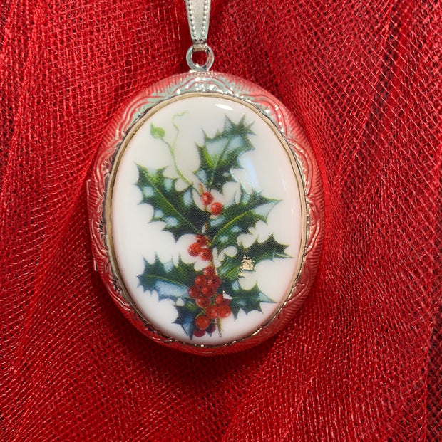 Holly Locket with 24" Chain